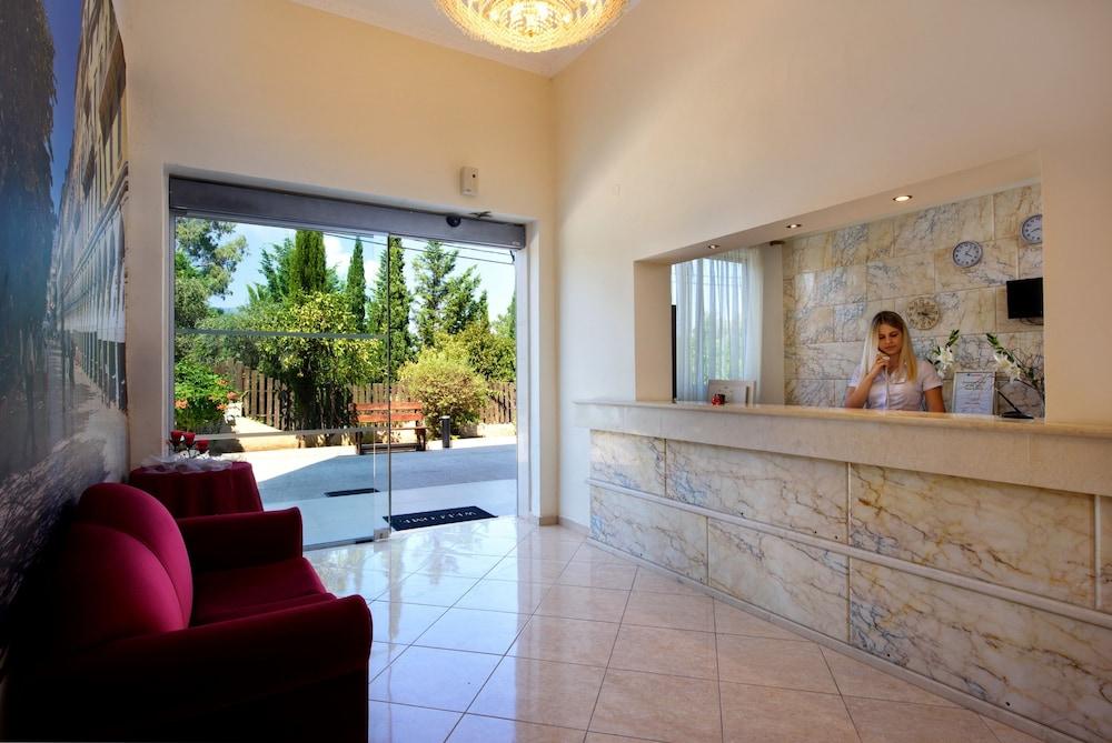 Amalia Hotel (Adults Only) Dassia  Buitenkant foto